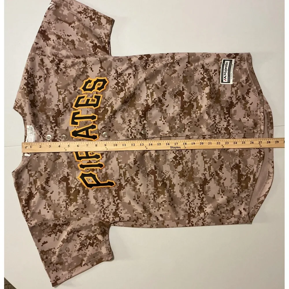 Majestic‎ Pittsburgh Pirates JP Howell 3 Youth XL Camo Baseball Jersey Cool Base